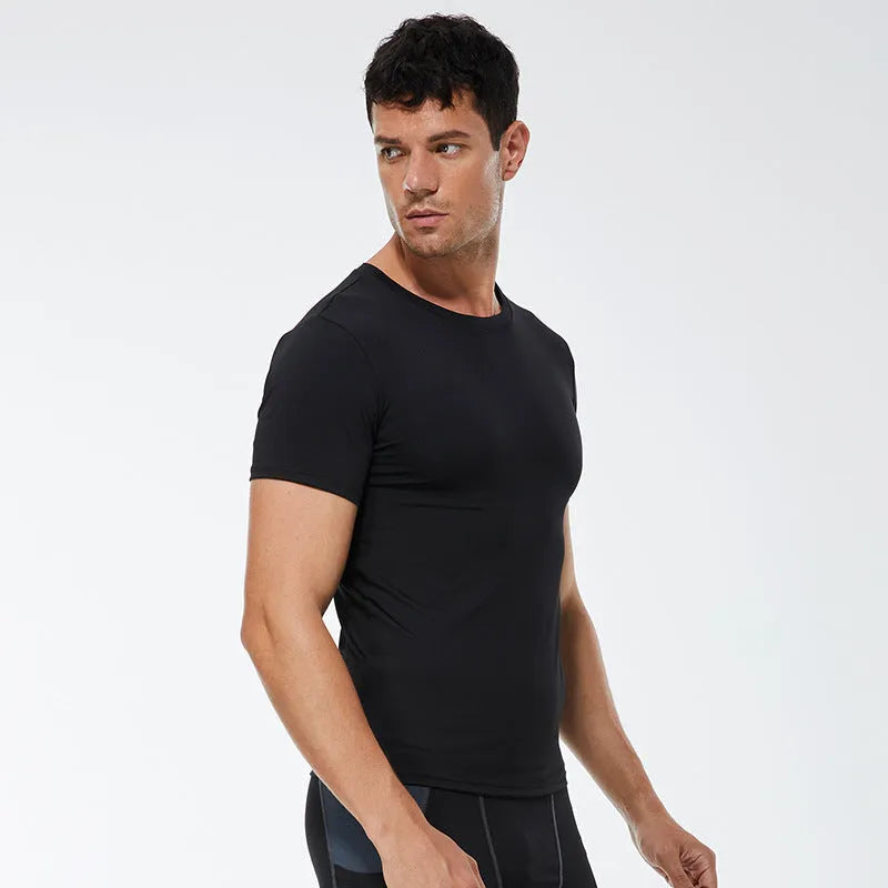 Men's solid colour stretch quick-dry short-sleeved fitness shirt in polyester fabric
