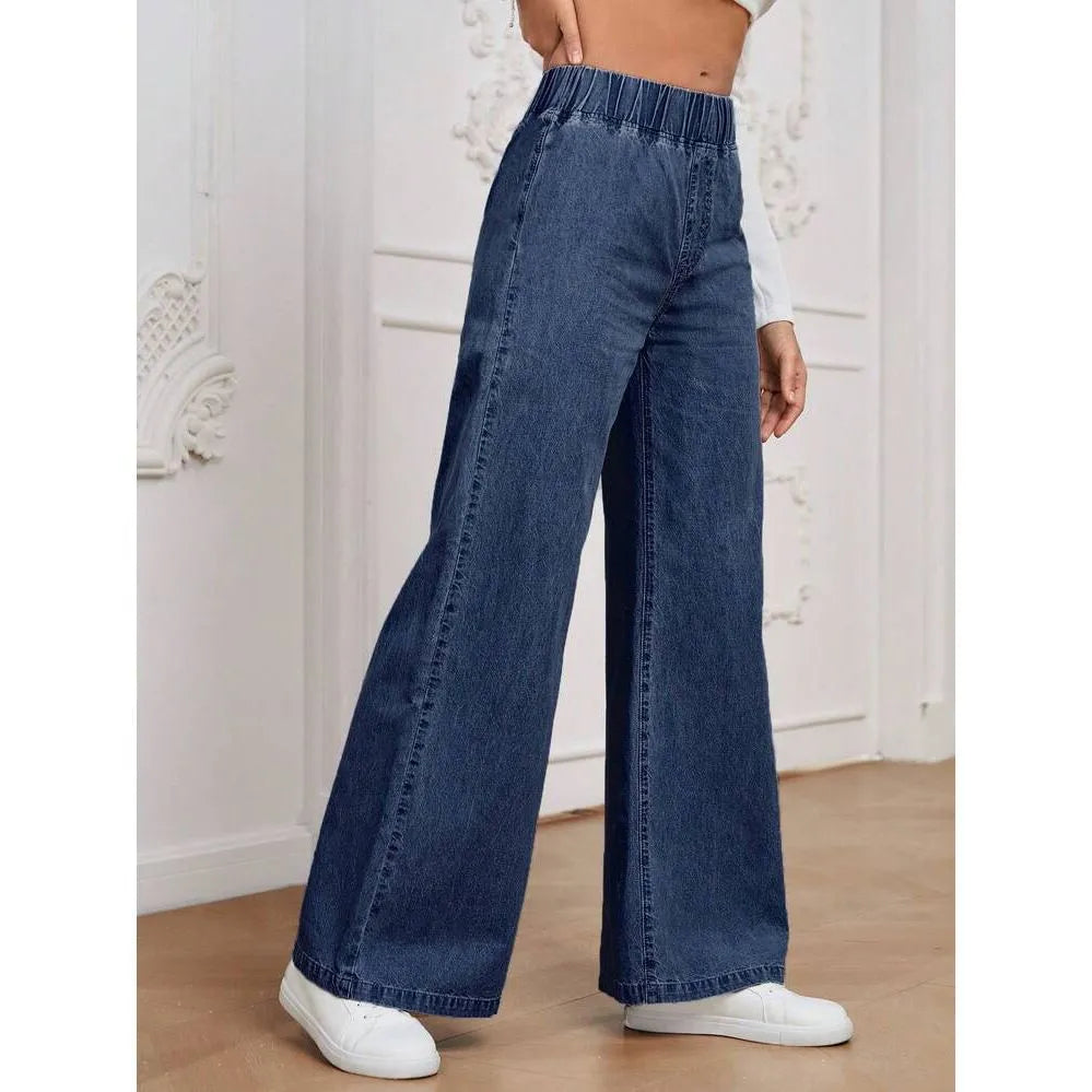 Light blue washed wide-leg jeans with straight cut and zip placket closure
