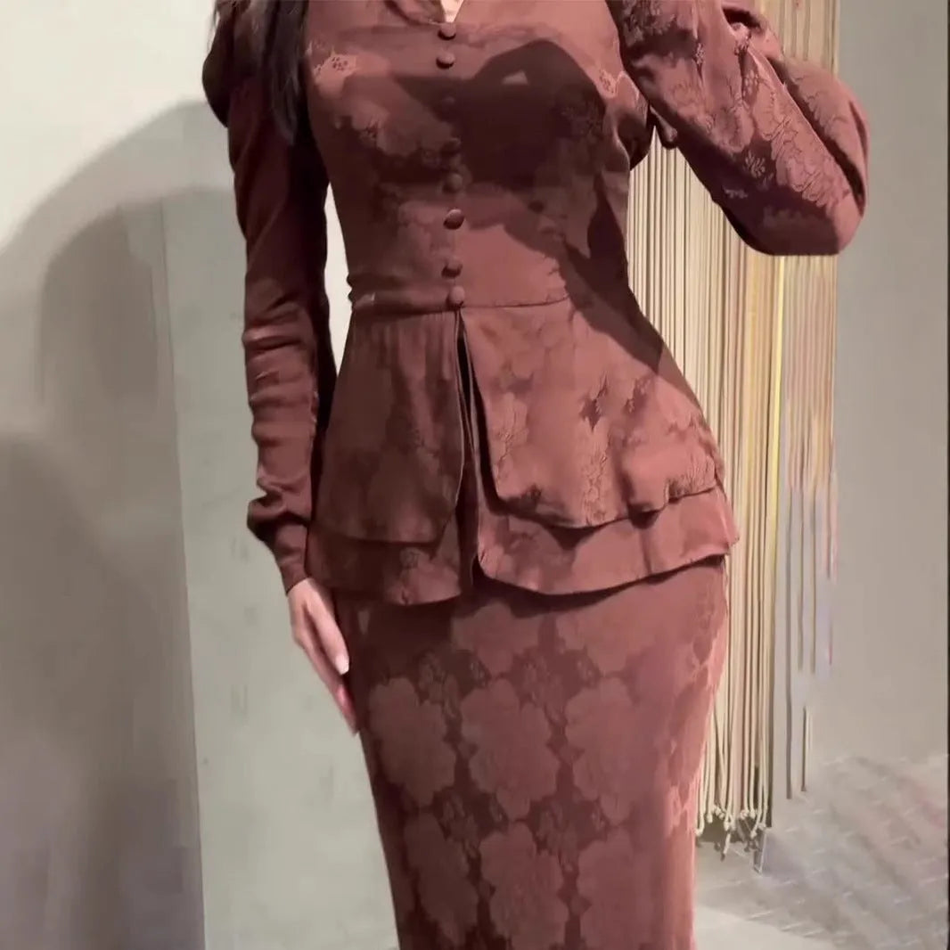 Dark brown artistic retro long sleeve dress with plant pattern and fake two-piece design
