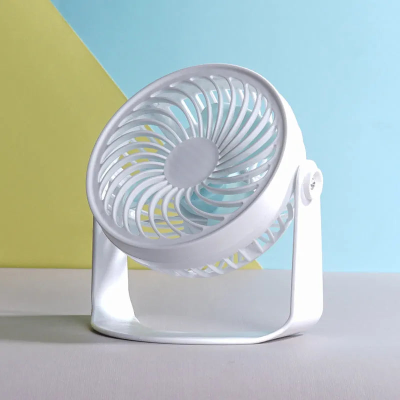 USB-powered compact desk fan showing clip and floor-standing styles with three blades
