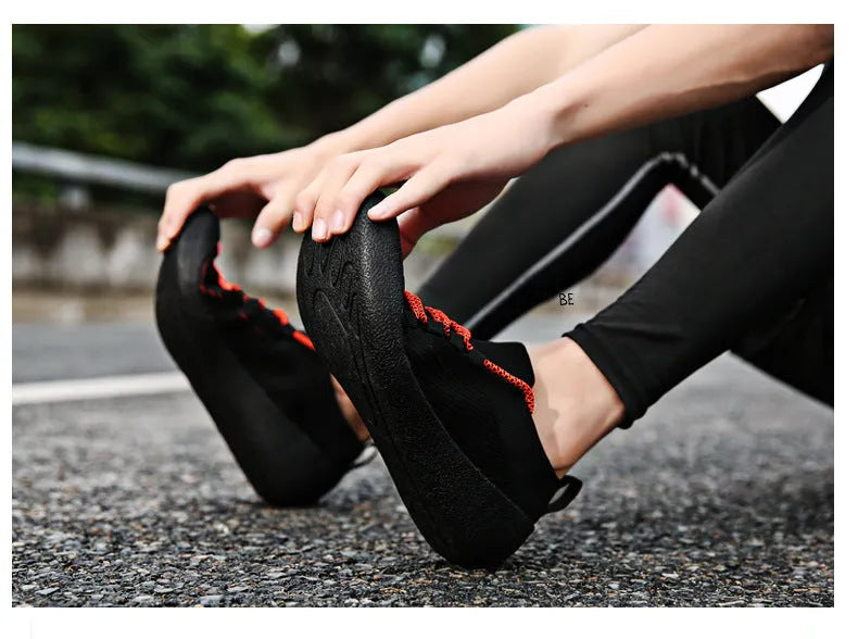 Men's round toe solid colour casual lace-up sneakers with artificial PU upper and rubber sole in black blue