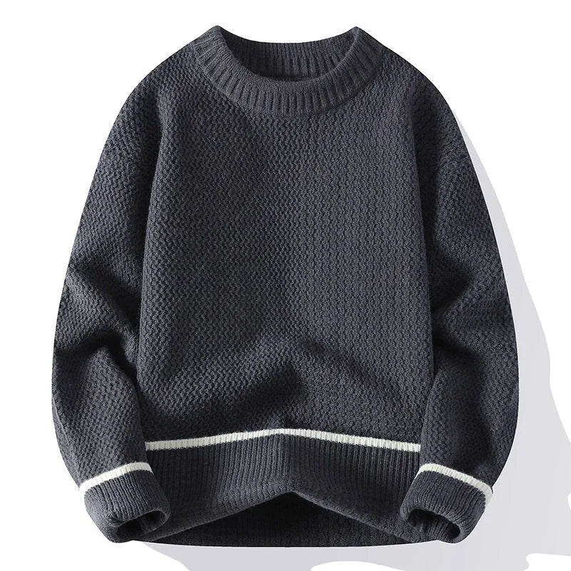 Men's grey loose fit round neck pullover sweater with long sleeves for autumn wear