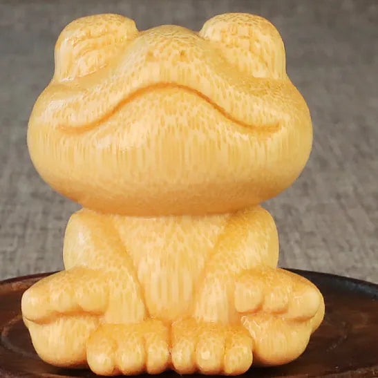 Smiling frog solid bamboo carving ornament with 5cm height and cartoon design