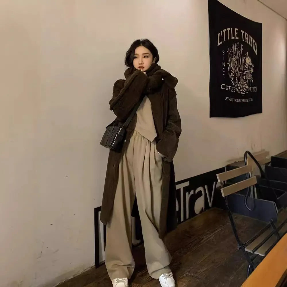 Women's khaki casual sports suit with loose trousers and long sleeve top in Japanese-Korean style