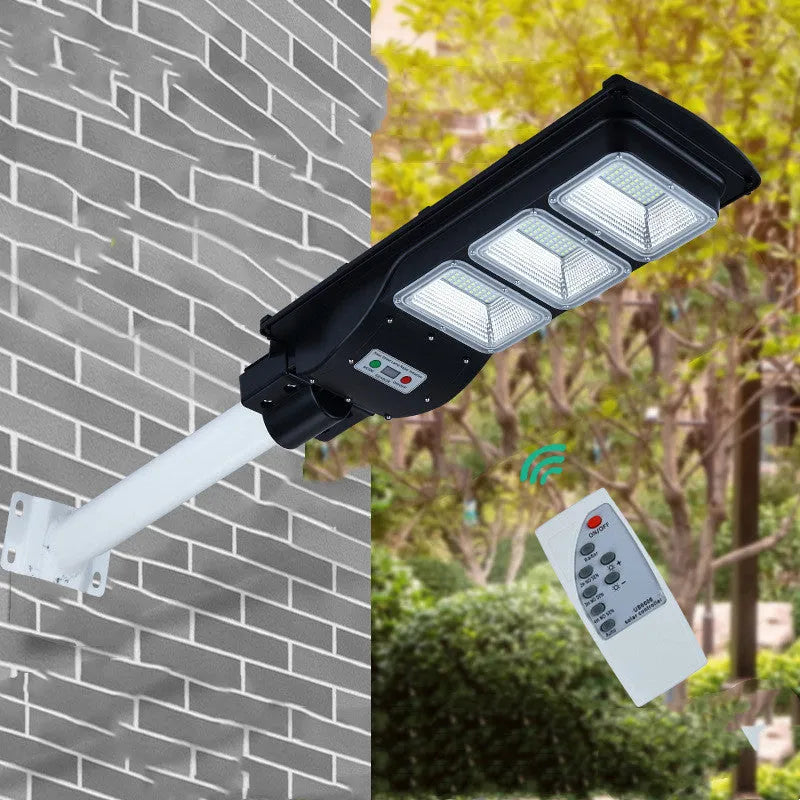 Integrated solar street light with LED illumination for outdoor garden and pathway lighting