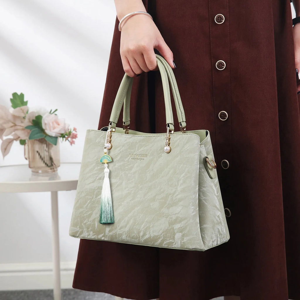 Fashion handheld versatile large capacity women's bag in PU leather, urban simplicity style, colour beige, with slit pocket