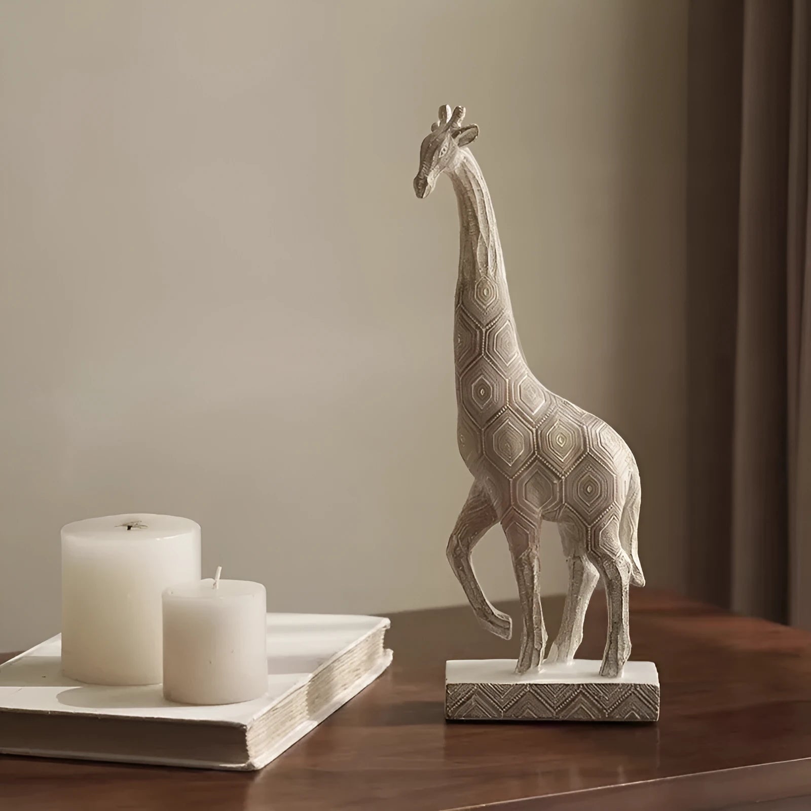 Wood colour synthetic resin giraffe ornament for shelf decoration.