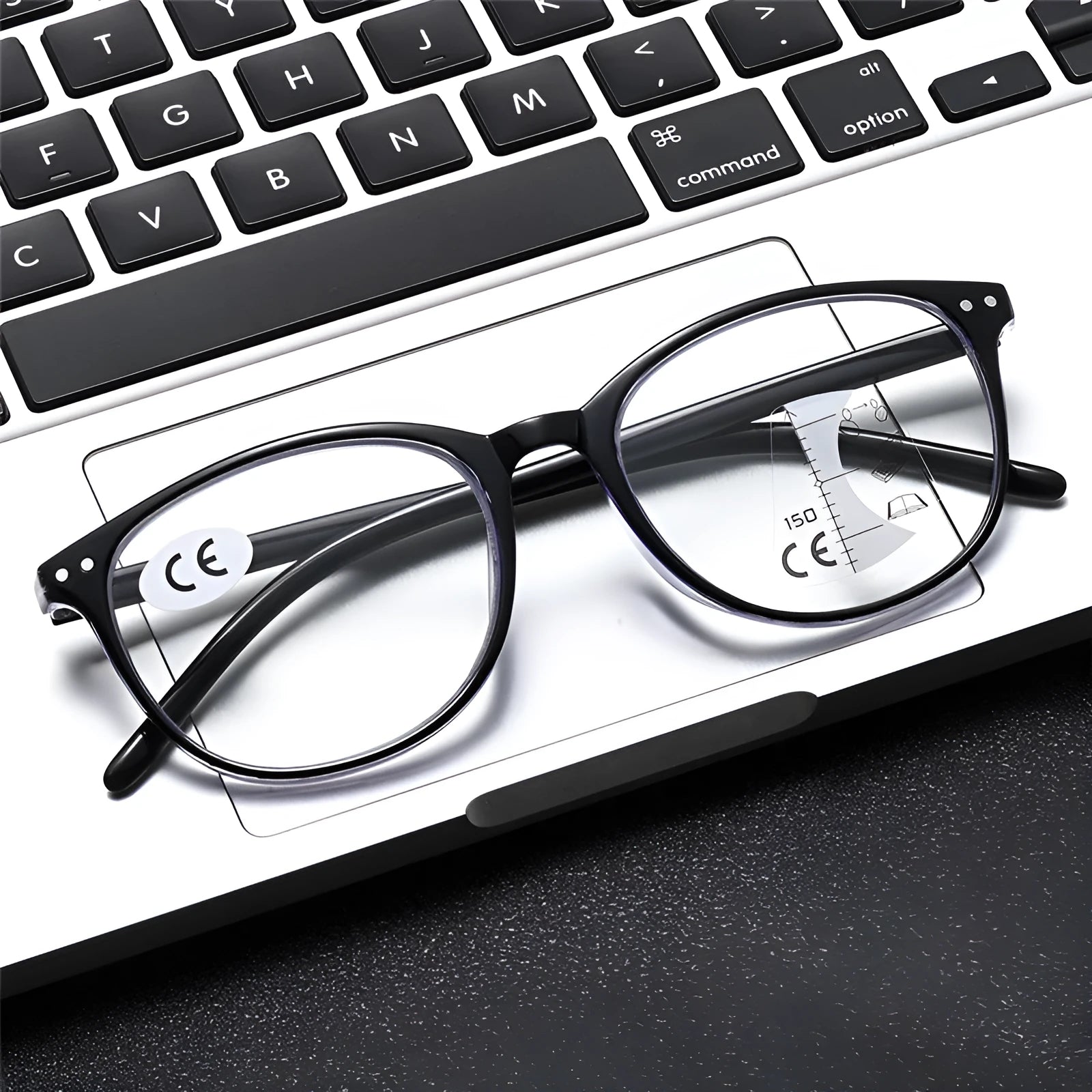 Women's ultra-light presbyopic glasses with multi-focus lenses in black and blue frame