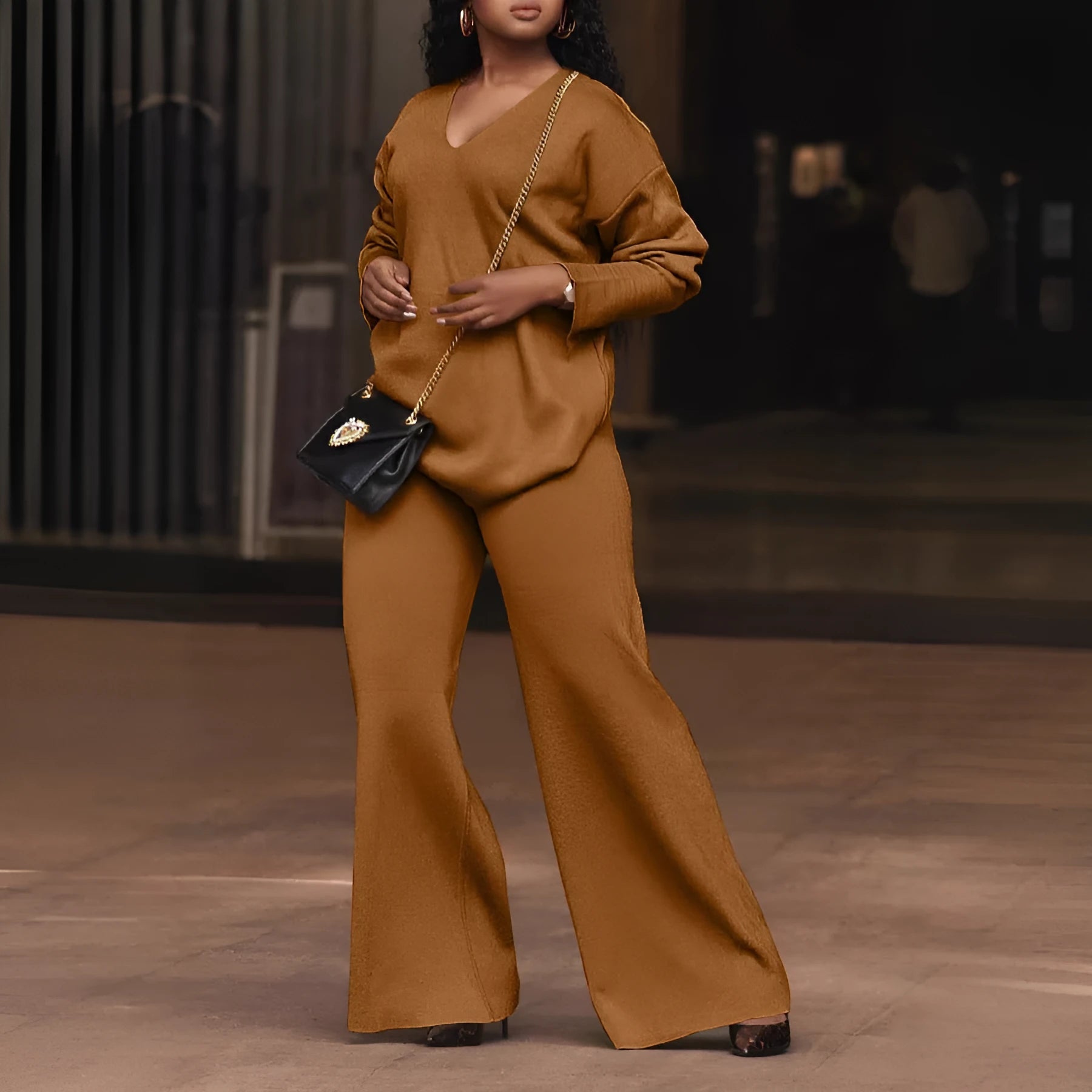 Women's brown thickened suede two-piece suit with long sleeves and trousers