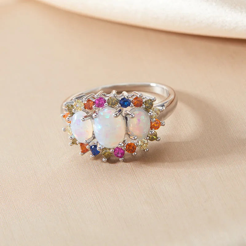 Women's retro geometric alloy ring with zircon inlay, shown in picture style colour.