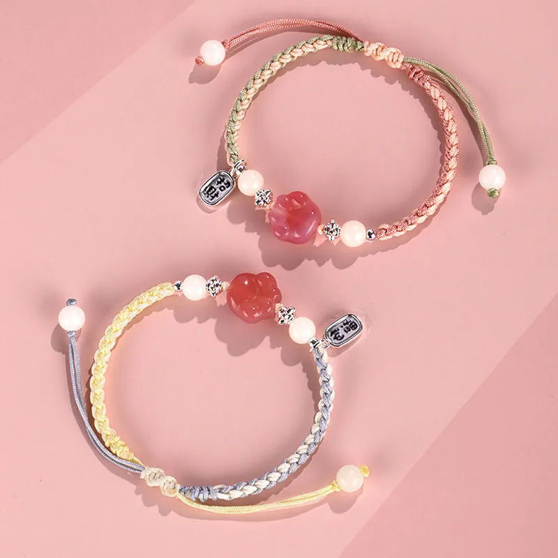 Red cat's paw woven bracelet for couples with glass charm in pastoral style
