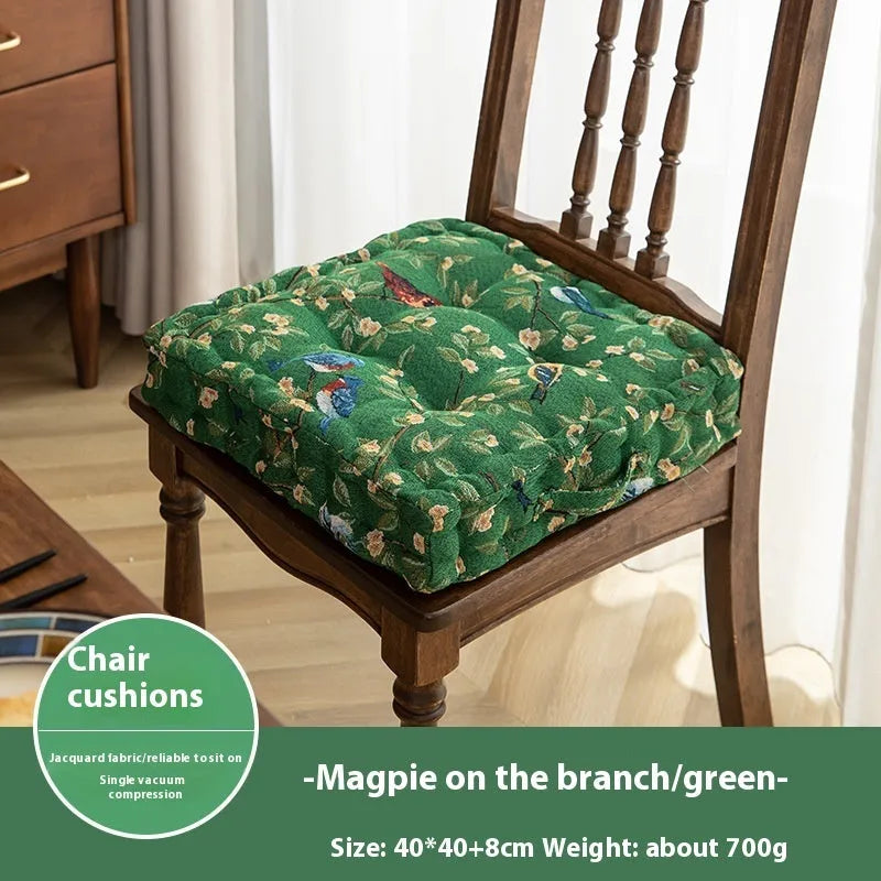 American-style square dining chair cushion with floral pattern, measuring 40cm by 40cm with 8cm thick filling