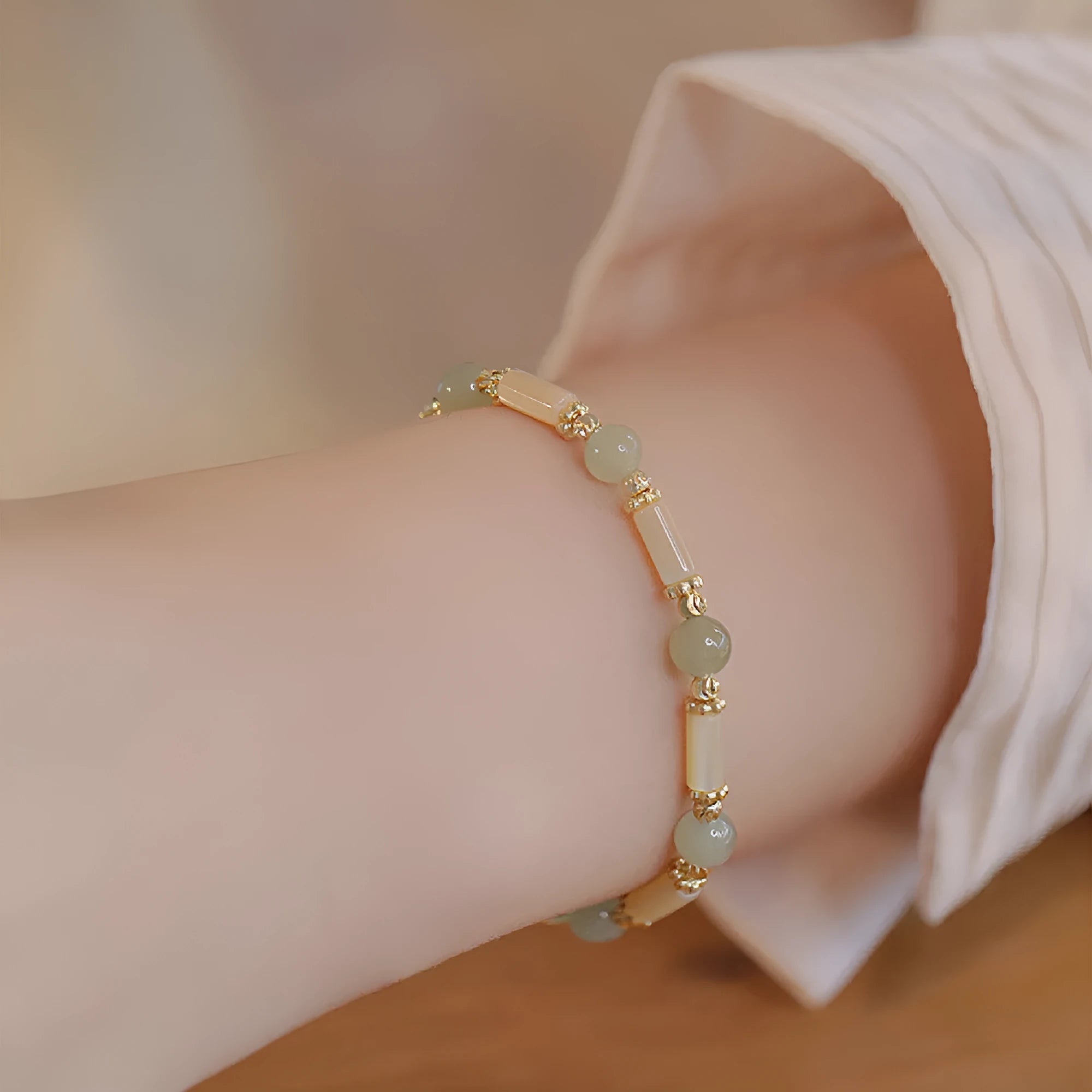 Women's bamboo knot bracelet with 6mm round beads in Hetian jade or South Red agate stone