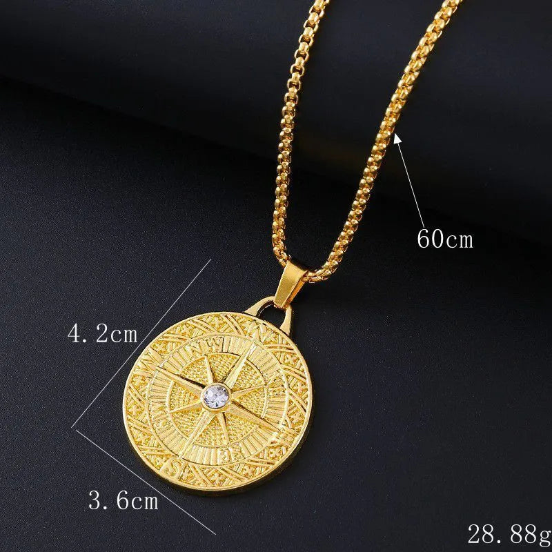Gold-coloured geometric zircon necklace with alloy pendant on model