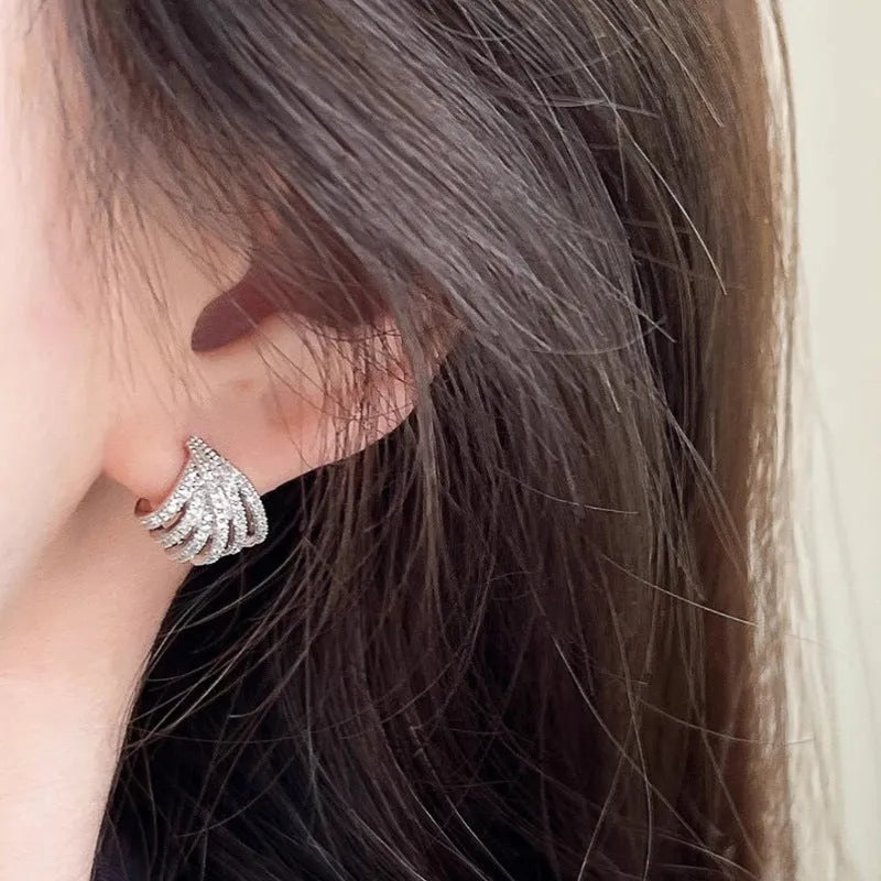Geometric line design women's earrings with electroplated platinum colour finish