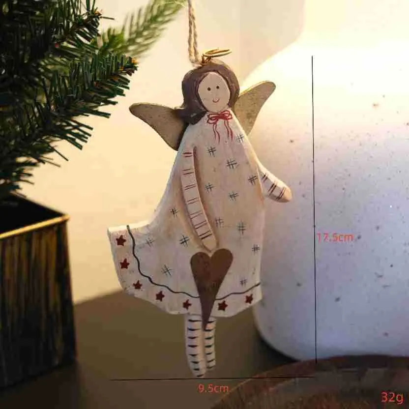 Hand-painted wooden door plate pendant with American country style decoration showing letter customisation option