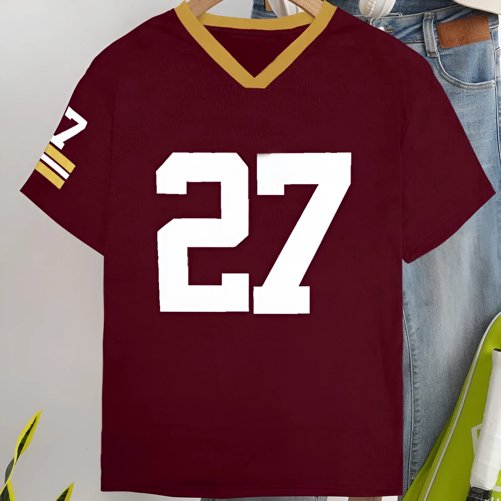 Loose fit red cotton T-shirt with digital printed letter patterns and contrast details