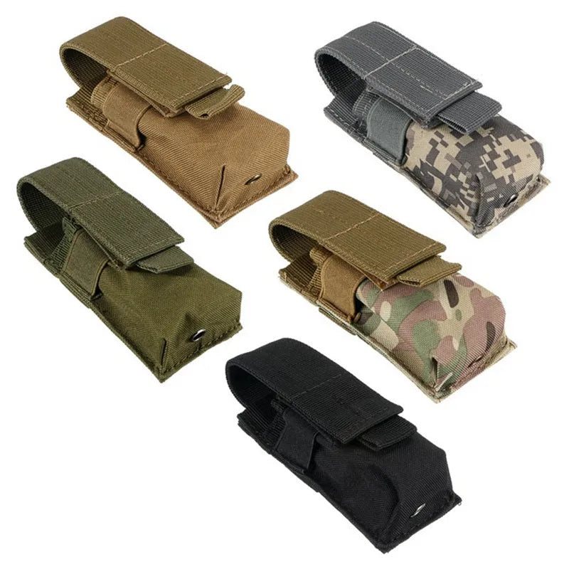Military tactical MOLLE pouch for pistol magazines and flashlights in 600D nylon