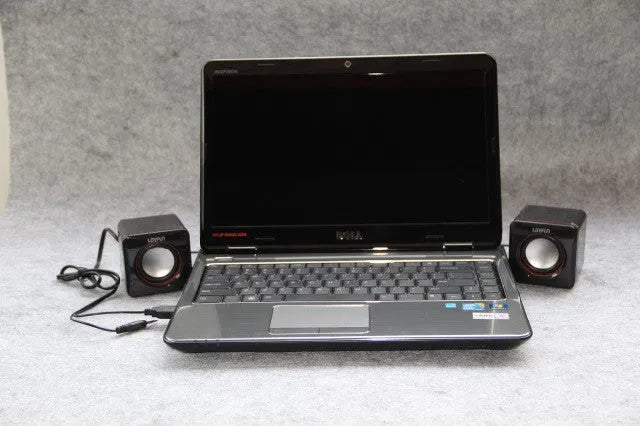 Small black square USB-powered 2.0 computer speakers for desktop PCs