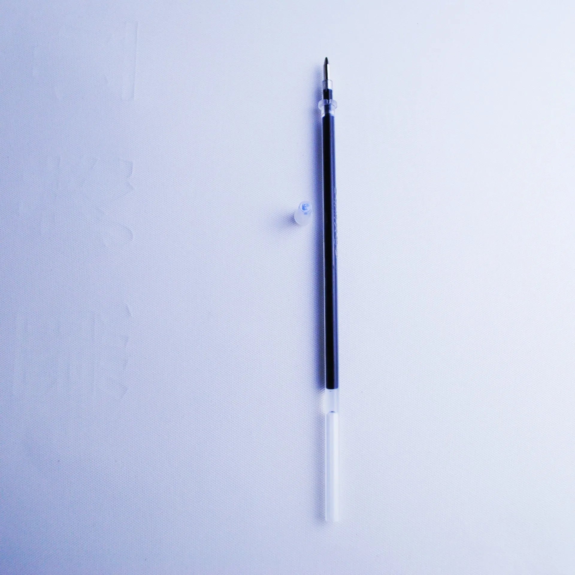 Automatic fading pen set with 0.5mm blue ink refills and plastic pen body for temporary markings