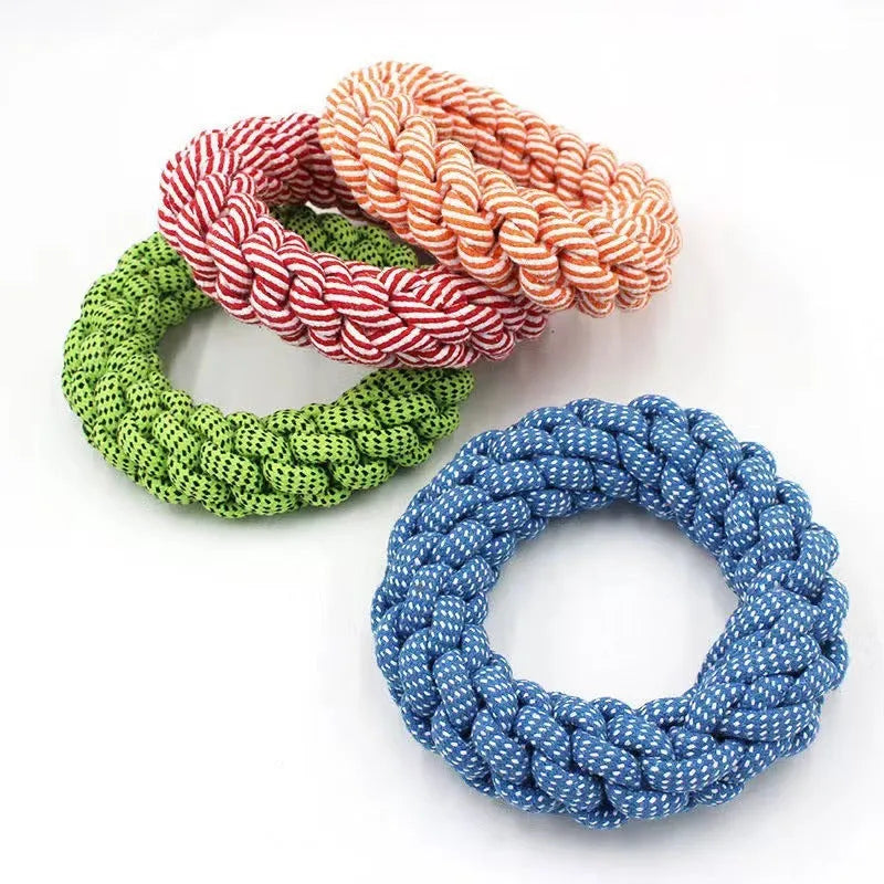 Braided cotton ring dog chew toy measuring 18 cm for dental cleaning and play