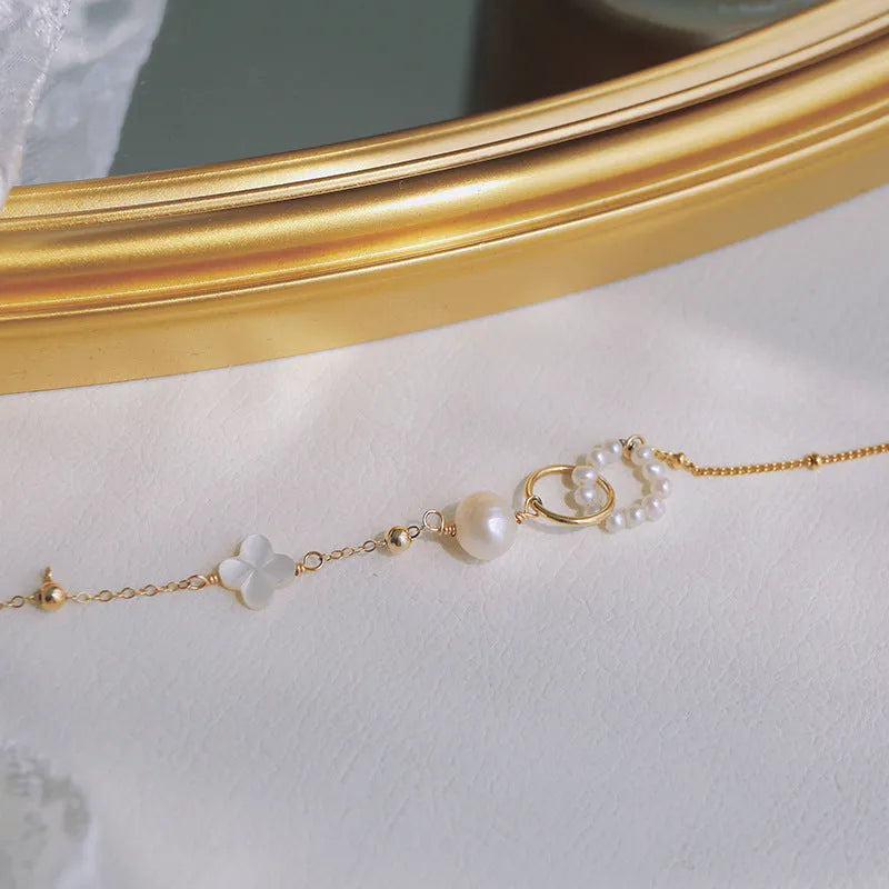 Gold-plated natural pearl bracelet for women with adjustable clasp