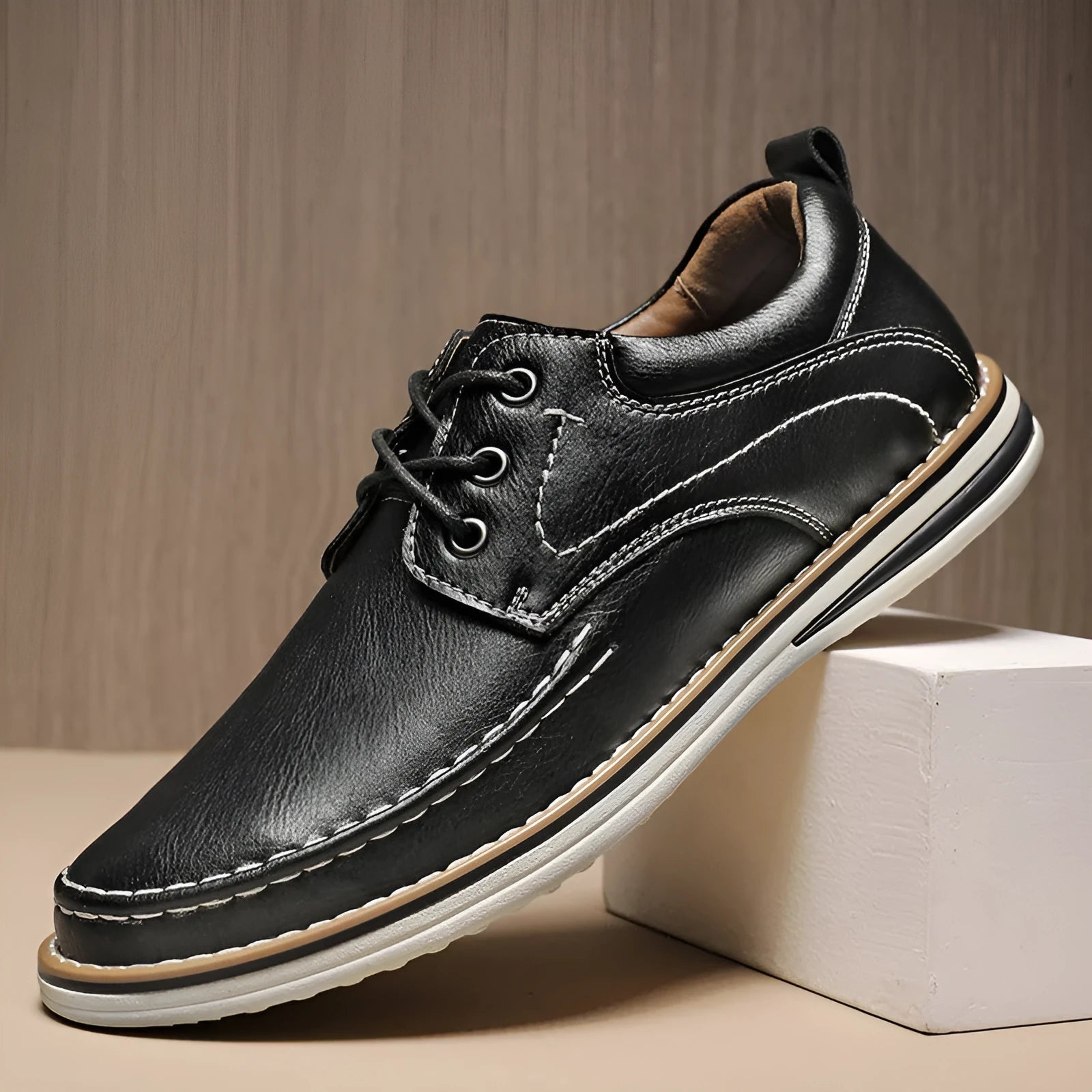 Men's black genuine leather casual shoes with round toe and lace-up front