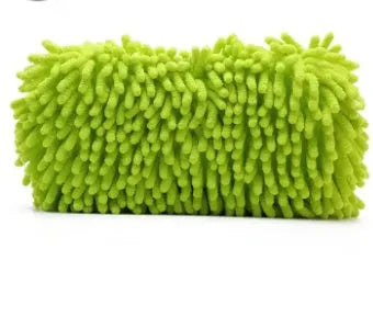 Silvery green car wash sponge showing microfiber chenille texture and 14x25cm dimensions