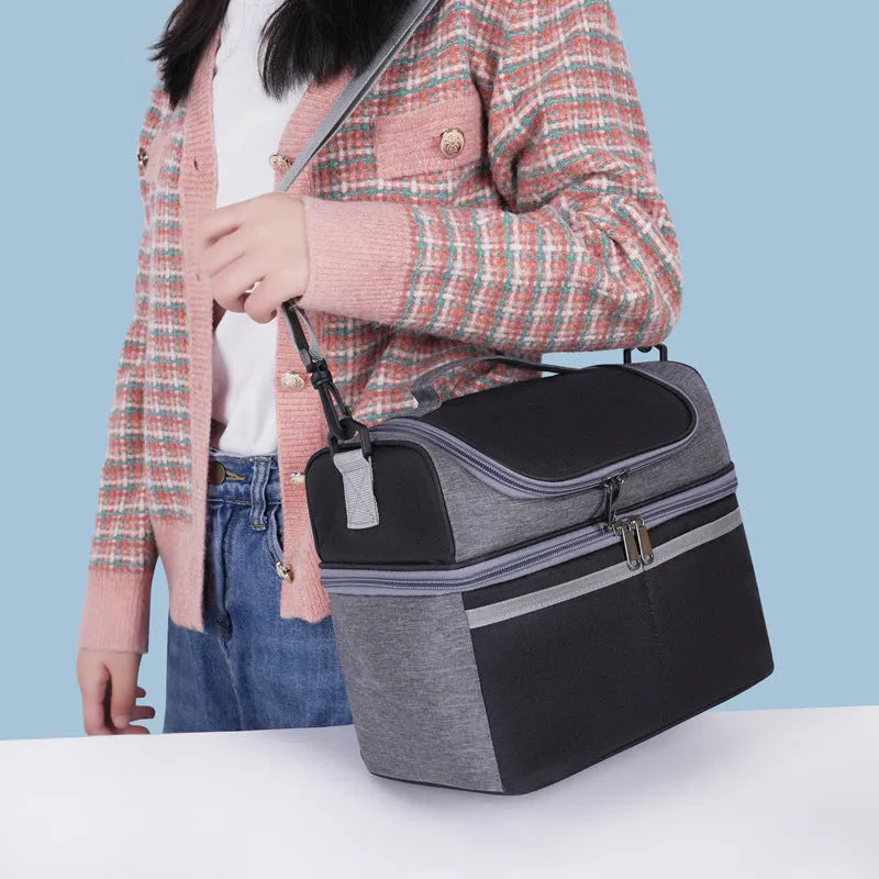 Double-layer colour matching lunch bag with thick aluminium foil insulated lining in Oxford cloth, black colour