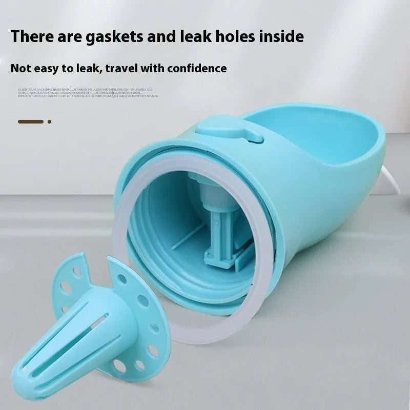 Blue portable dual-use dog water cup with 550ml capacity and split water grain design.