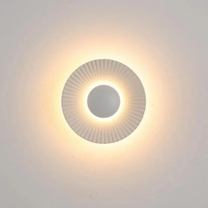Round wall lamp with aluminium shade in gold and white two-tone finish for bedroom or living room