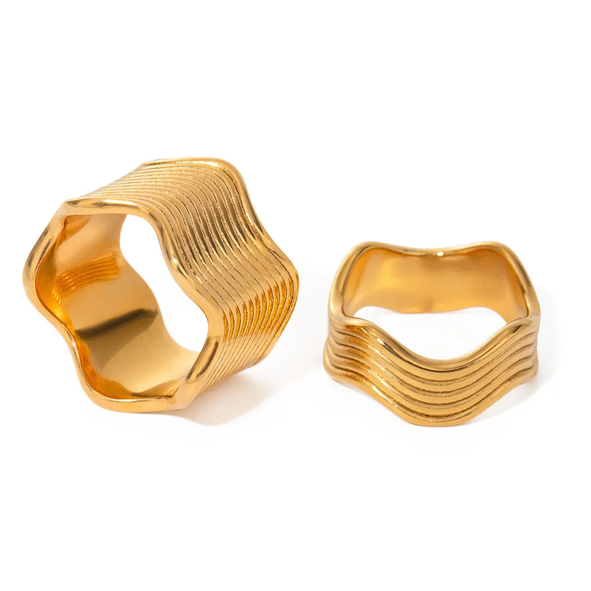 Women's stainless steel geometric ring with wide wave design in electroplated colours
