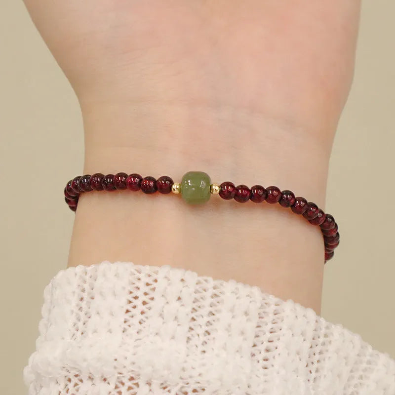 Women's Chinese-style gourd bracelet with imitation garnet beads and electroplated finish