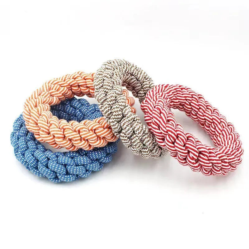 Braided cotton ring dog chew toy measuring 18 cm for dental cleaning and play