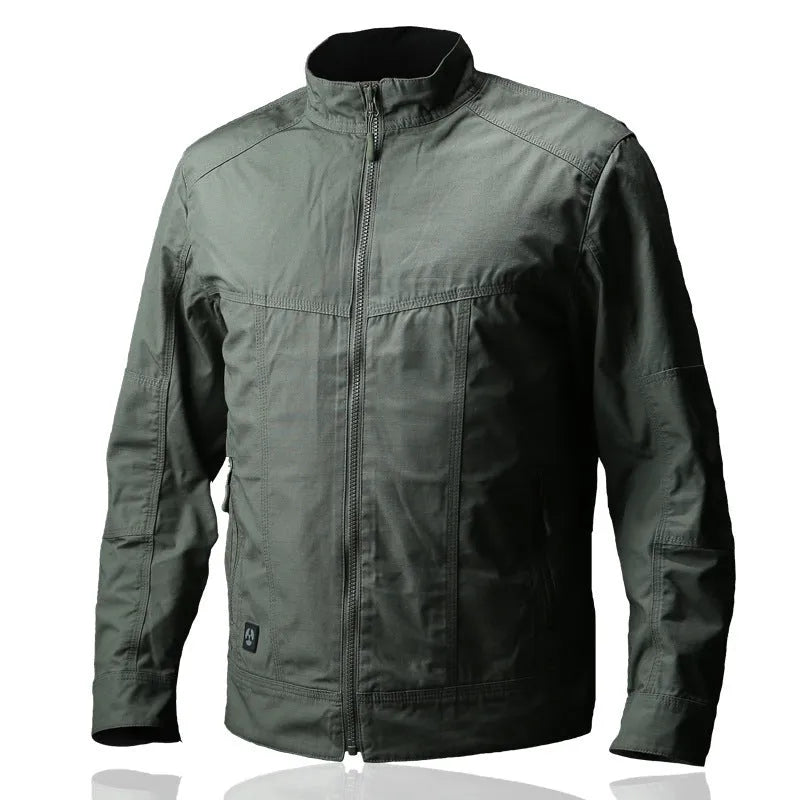 Men's tactical camouflage polyester coat in a camouflage pattern with functional pockets.