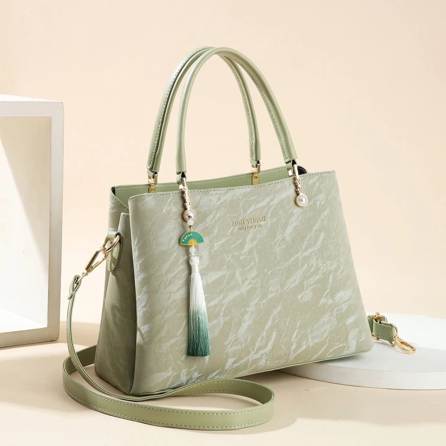Fashion handheld versatile large capacity women's bag in PU leather, urban simplicity style, colour beige, with slit pocket