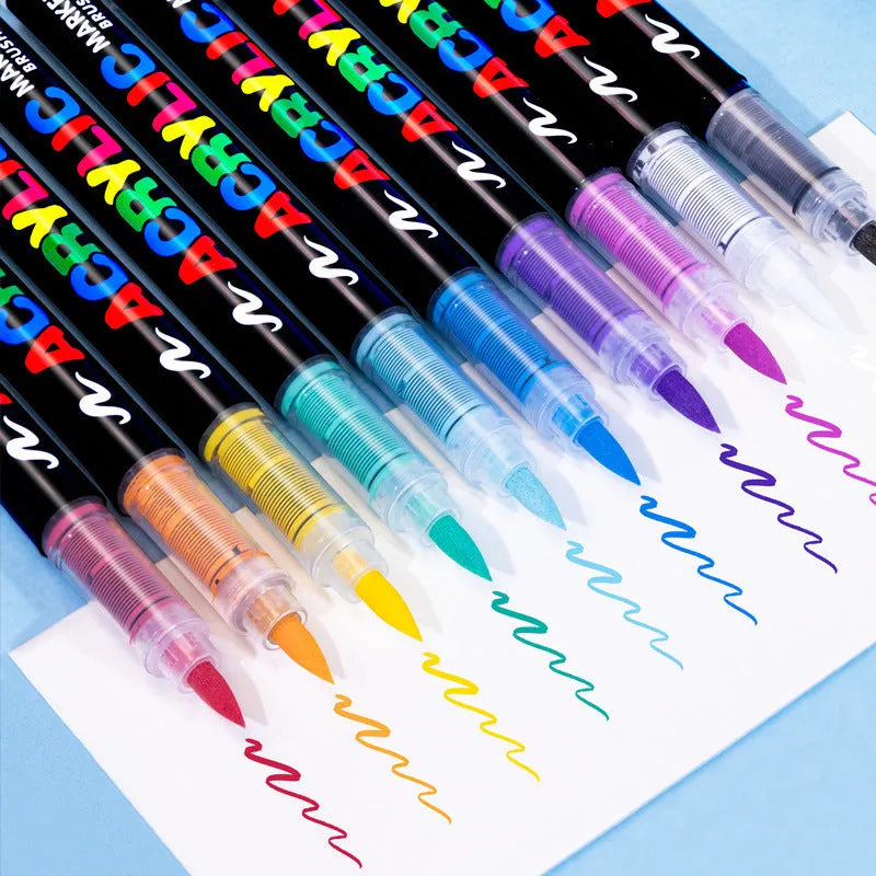 Set of straight liquid acrylic marker pens with soft heads, showing multiple colour options for art and graffiti.