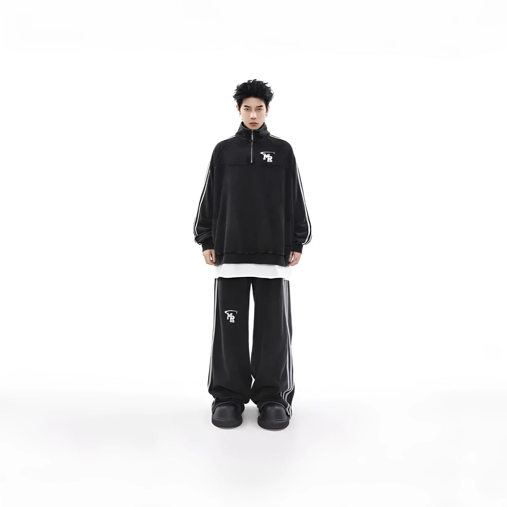 Black Hong Kong style polyester sweatshirt with stand collar design for sports and casual wear