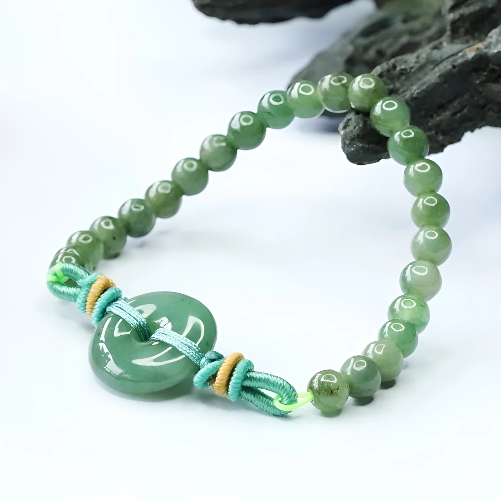 Natural emerald green jade bracelet with safety buckle closure, 6mm diameter, star-shaped national style design