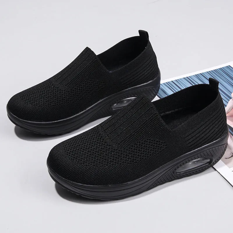 Women's casual running shoes with mesh upper and air cushion midsole in multiple colour options