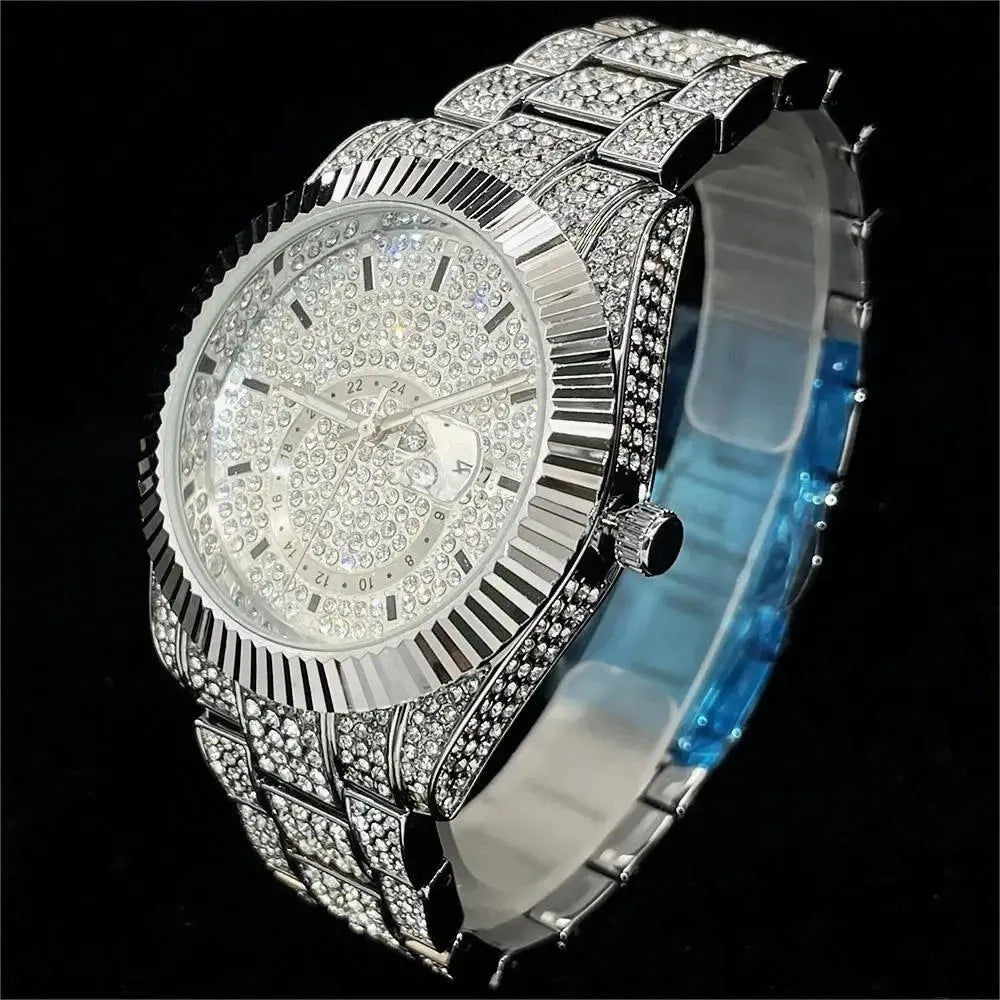Silver full diamond night glow waterproof quartz men's watch with 42mm round dial and gold plated strap