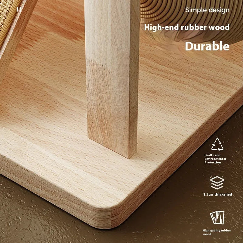 Jute-coloured cat climbing frame with sisal scratching surface and compact climbing structure