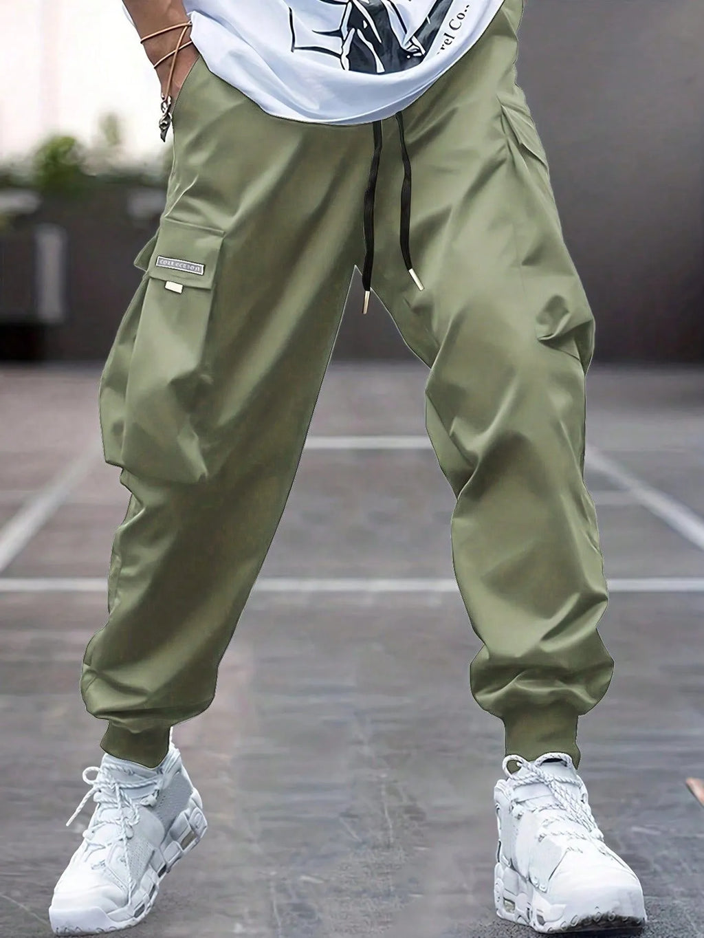 Men's tapered casual polyester trousers in khaki, American retro style