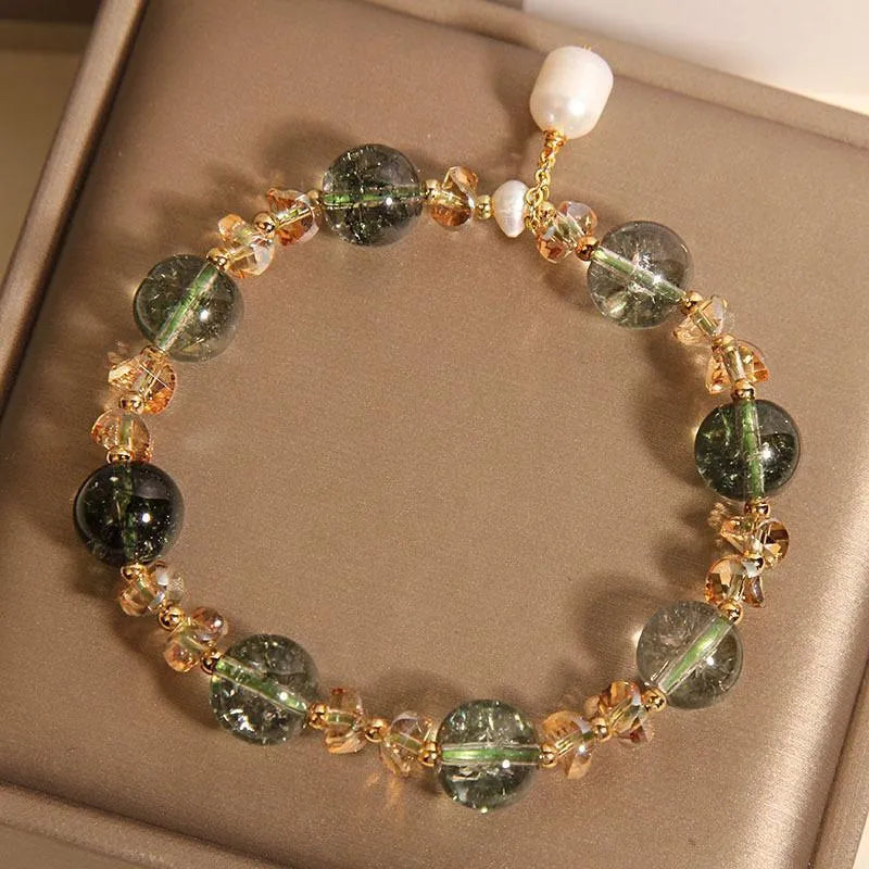 Natural chorite crystal bracelet for women with green phantom quartz and pearl accents in Japanese-Korean style