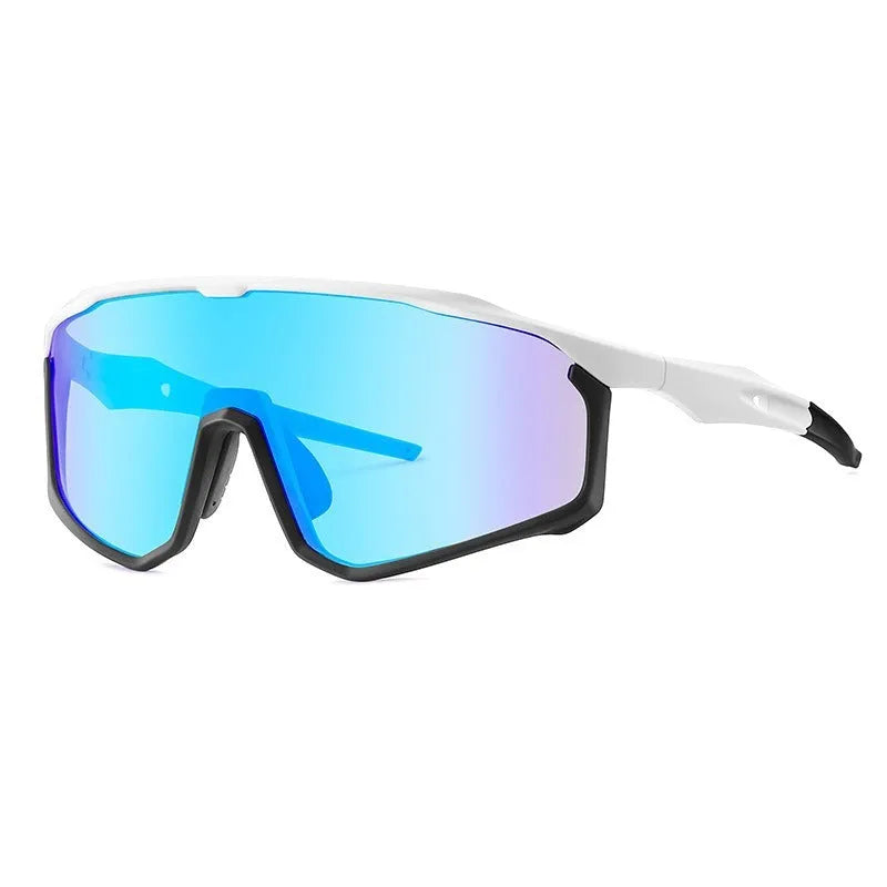 Colourful full-frame mountaineering goggles for climbing and hiking with UV protection.