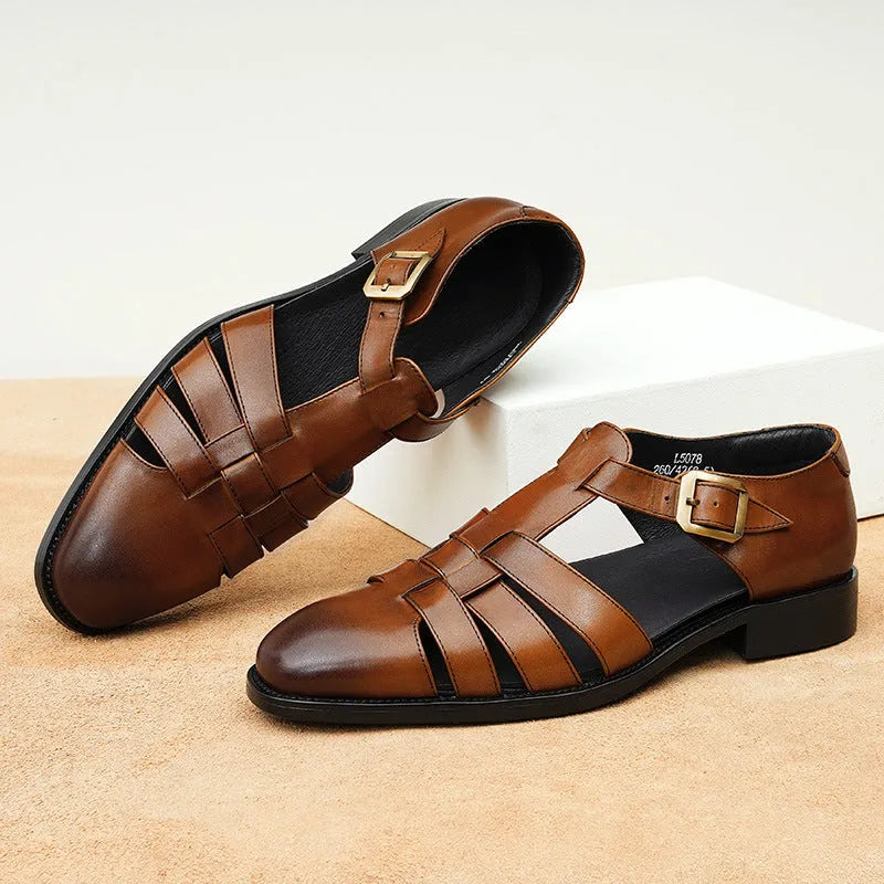 Men's genuine leather retro sandals in brown with a breathable pigskin lining and rubber sole.