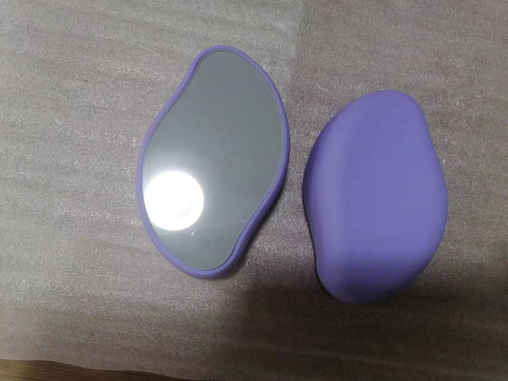 Manual glass epilator for hair removal and shaving in compact design with colour options