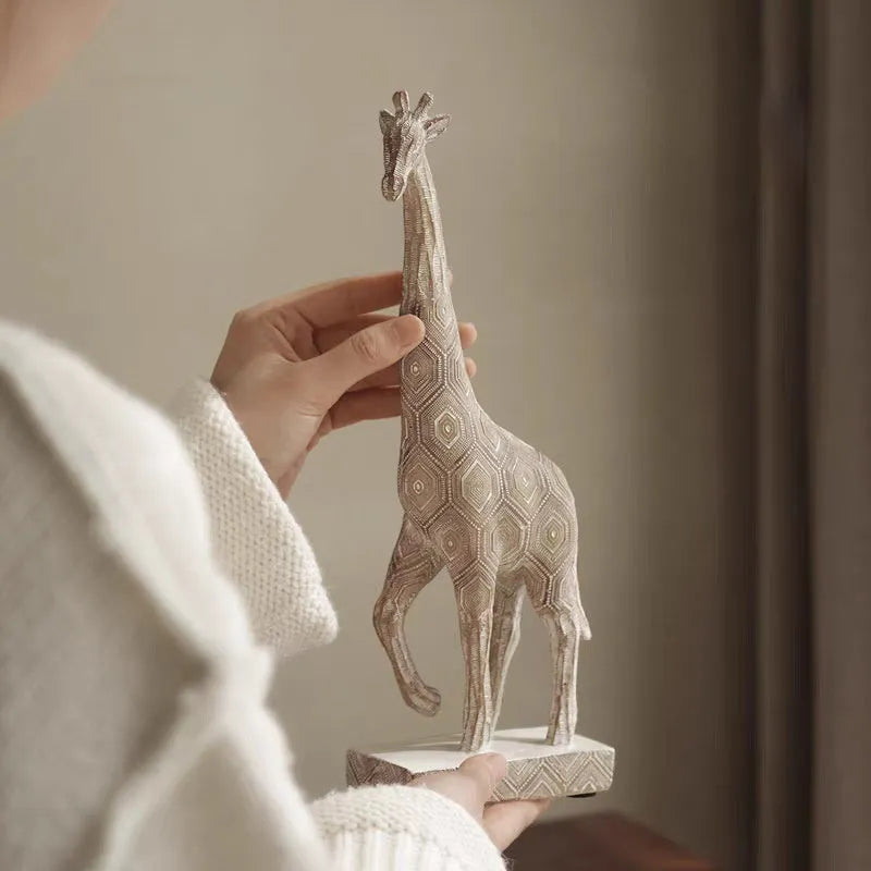 Wood colour synthetic resin giraffe ornament for shelf decoration.