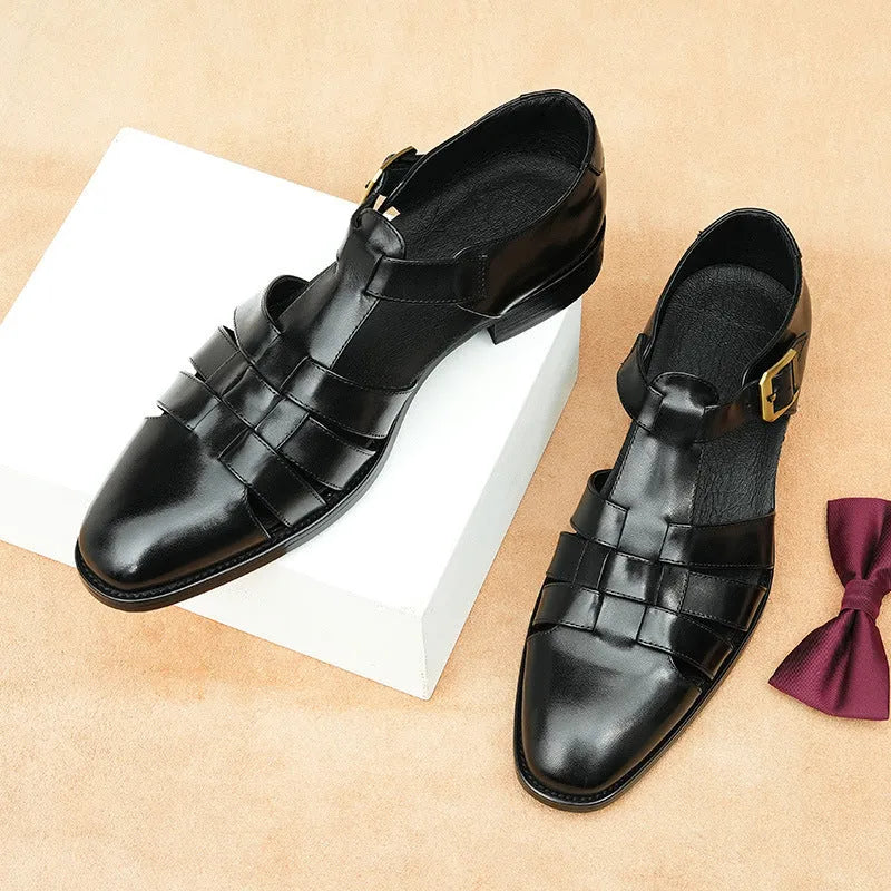 Men's genuine leather retro sandals in brown with a breathable pigskin lining and rubber sole.