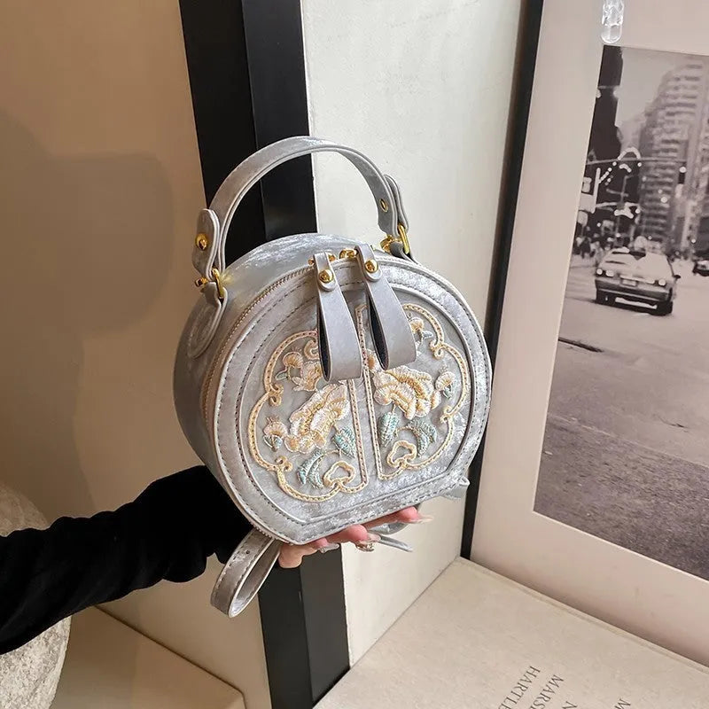Chinese embroidery soft PU messenger bag in horizontal square shape with adjustable shoulder strap